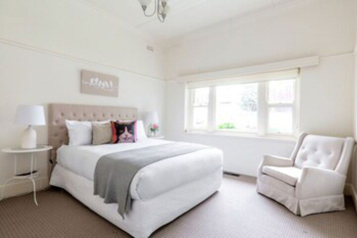 Camberwell VIC Hotel WA