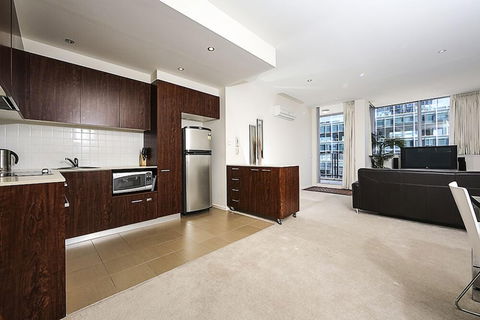 Accommodate Canberra - Metropolitan - Hotel WA 1