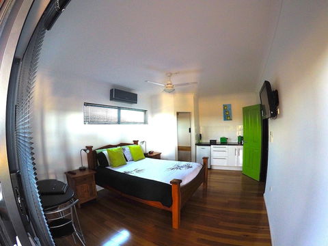 On The Deck @ Shark Bay - Hotel WA 2