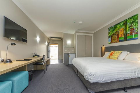 Cowra Services Club Motel - Hotel WA 4
