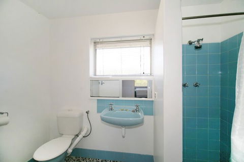 Acacia Holiday Or Business Stay Accommodation - Hotel WA 4