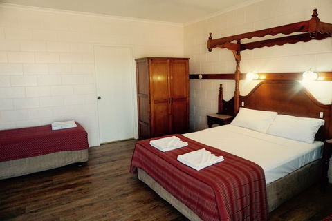 Yongala Lodge By The Strand - Hotel WA 5