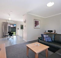 Hamilton Standard Apartment - Hotel WA