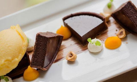 Garden Court Restaurant - Hotel WA 7
