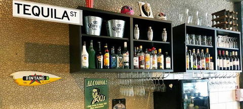 K's @ Kokoda Cafe - Hotel WA 3