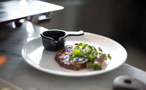 Q Dining - Hotel WA 7