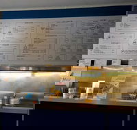 Summer's Bench fish and burger cafe - Hotel WA