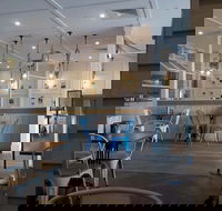 Steve Costi's Famous Fish - Hotel WA
