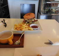 Brya's Cafe - Hotel WA