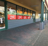 Michael's Golden Hen - Hotel WA