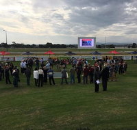 Moe Racing Club - Hotel WA