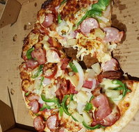 Ric's Pizza Bar