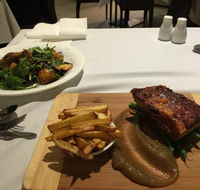 The Ducks Nuts - Hotel WA