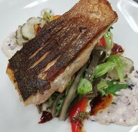 Turfside Bistro and Function Centre - Hotel WA