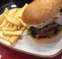Drouin PizzaBurger Lounge - Hotel WA