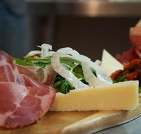 Volpino Pizzeria  Wine Bar - Hotel WA