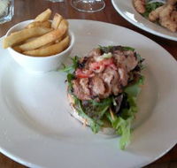 Waves Cafe Bar and Restaurant - Hotel WA
