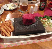 Dutchies Stonegrill Restaurant - Hotel WA