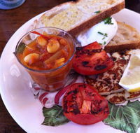 Petty Cash Cafe - Hotel WA