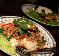 Chat Thai Takeaway - Hotel WA