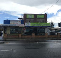 Alwaha Abu Hussein Lebanese Cuisine - Hotel WA