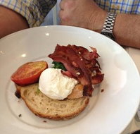 Cafe Longshot - Hotel WA