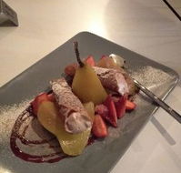 Crate Pizzeria  Wine Bar - Hotel WA