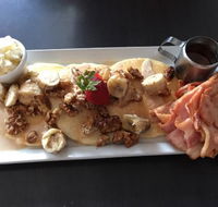 Nepean River The Coffee Club - Hotel WA