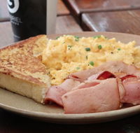 Cheeky Charlies Cafe - Hotel WA