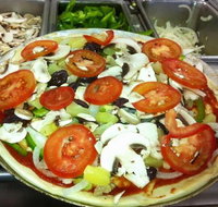 Mega Pizza - Hotel WA