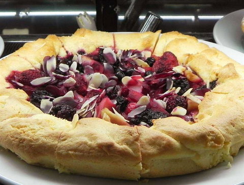 Flavours Cafe - Hotel WA 14