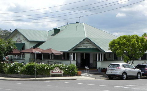 Flavours Cafe - Hotel WA 4