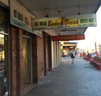The Bake  Break Coffee Bar - Hotel WA