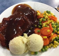 The Parkes Services Club Bistro - Hotel WA
