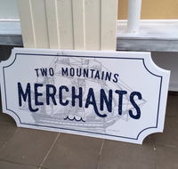 Two Mountains Merchants - Hotel WA