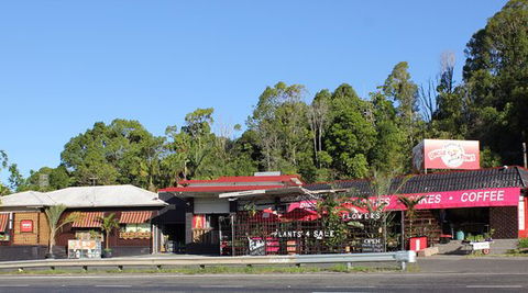 Uncle Toms Pies - Hotel WA 0