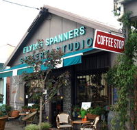 Flying Spanners Gallery - Hotel WA