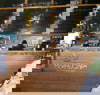 Moe's Pancake Cafe - Hotel WA