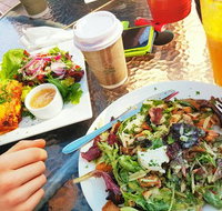 ReKa Cafe - Hotel WA