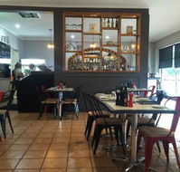 The Village - Where Food Meets Wine. - Hotel WA