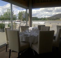 Water's Edge - Hotel WA