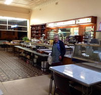 Canberra Cafe - Hotel WA