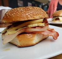 Huskisson Bakery  Cafe - Hotel WA