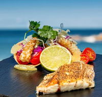 Surf Club Restaurant  Bar - Hotel WA