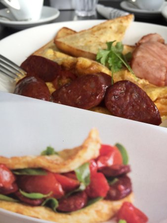 The Coffee Club Canberra Centre - Hotel WA 0