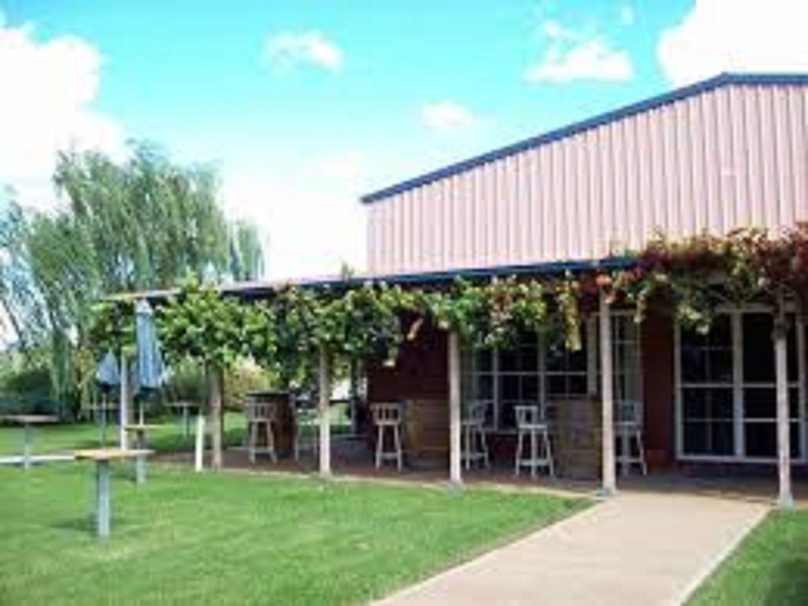 Butlers Falls NSW Hotel WA