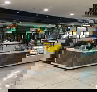 La Society Cafe - Hotel WA
