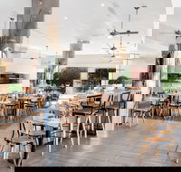 The Grill Pelican Waters - Hotel WA