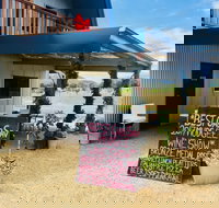 Naked Lady Wines - Hotel WA