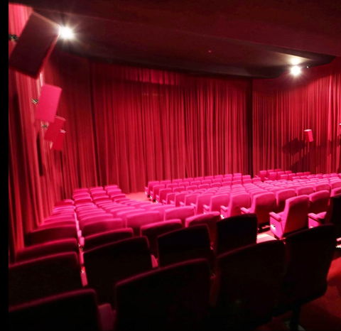 Verona Bar & Cinema - Hotel WA 0
